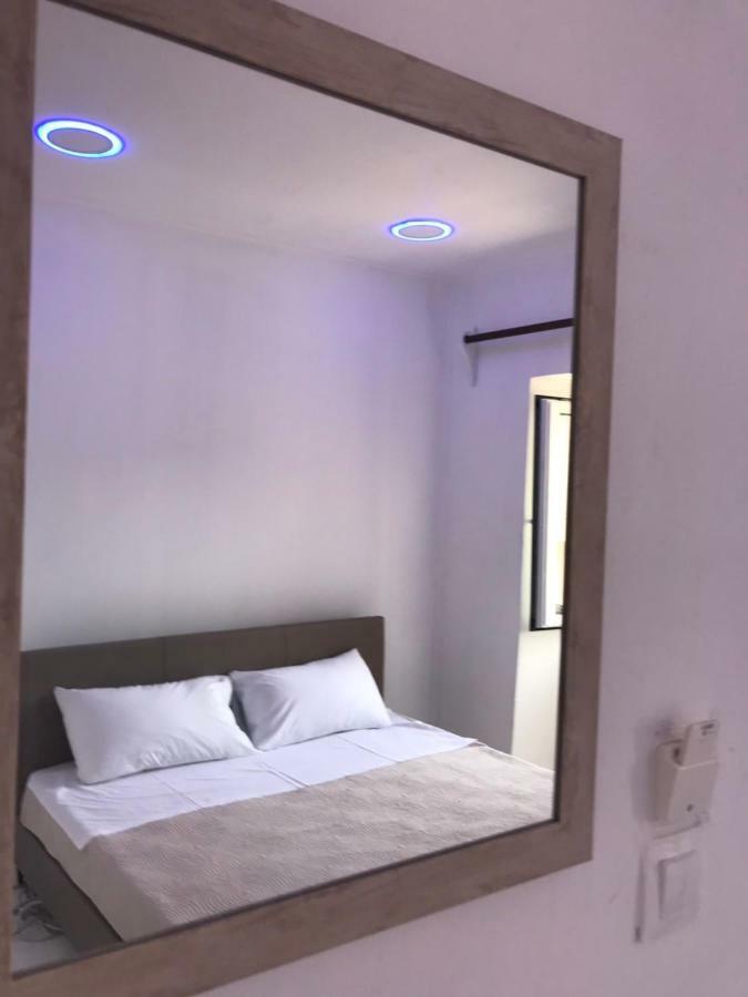 Tolos Budget Rooms Loggos Longós Buitenkant foto